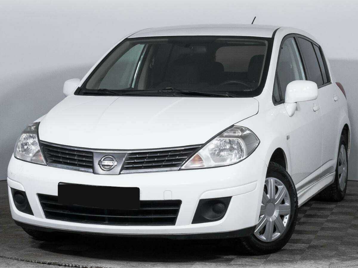 Купить Nissan Tiida, 2013, 140 737 км.. Посмотреть фото