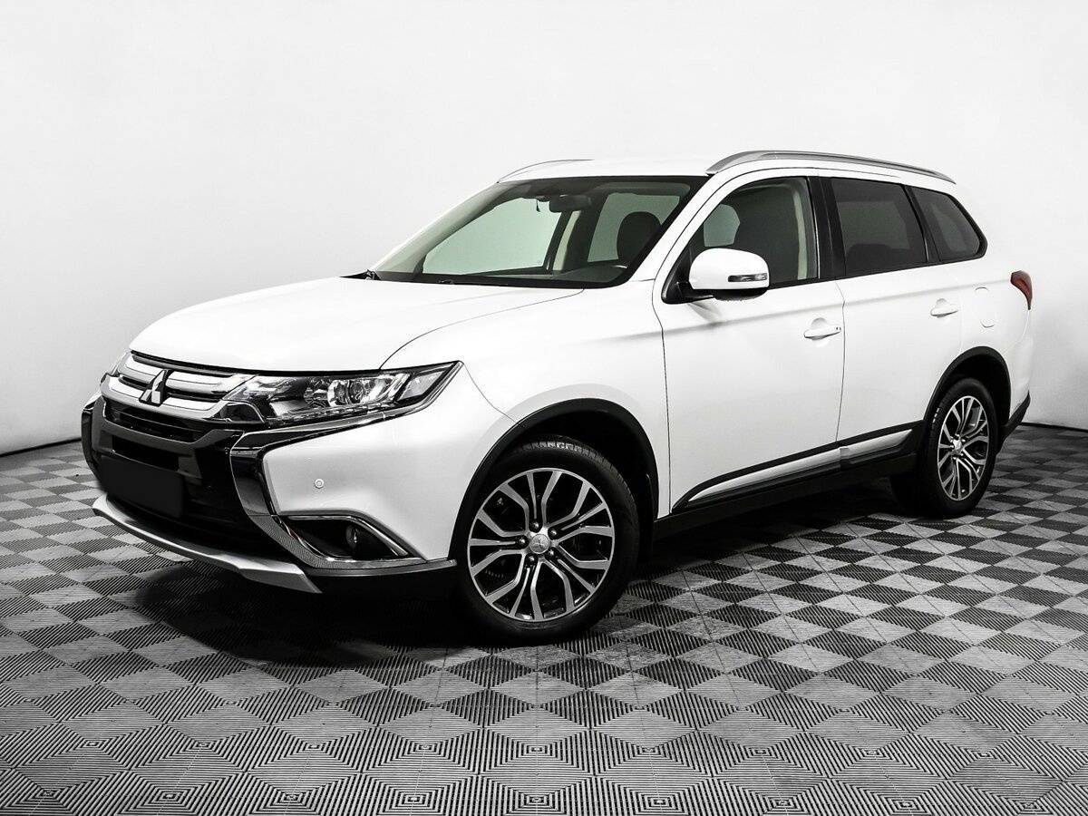 Купить Mitsubishi Outlander, 2017, 72 468 км.. Посмотреть фото