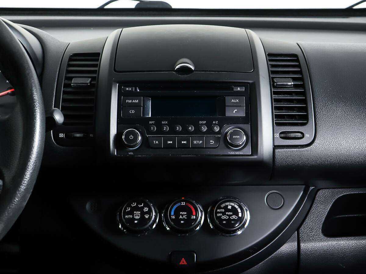 Купить Nissan Note, 2012, 97 744 км.. Фото: #8