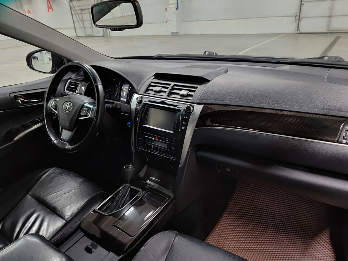 Купить Toyota Camry, 2017, 267 215 км.. Фото: #10