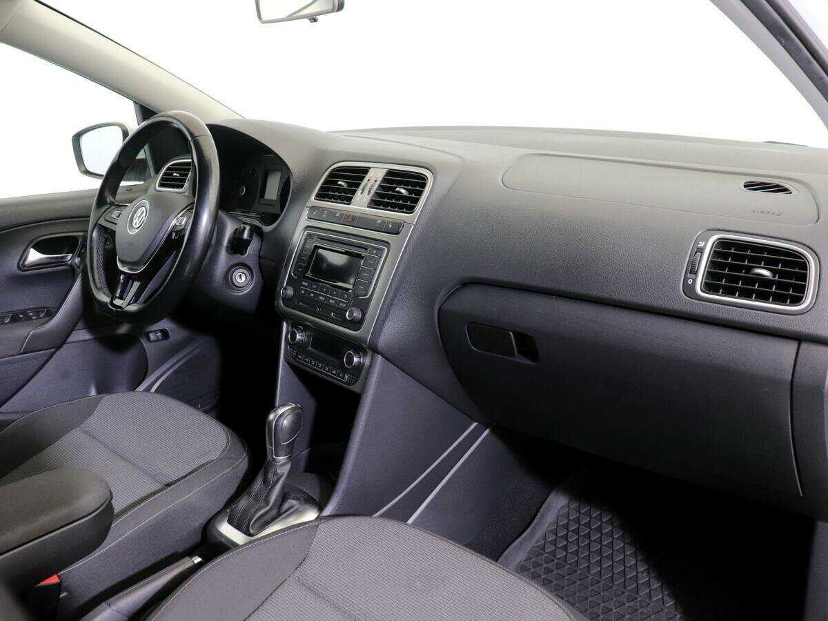 Купить Volkswagen Polo, 2017, 152 779 км.. Фото: #8