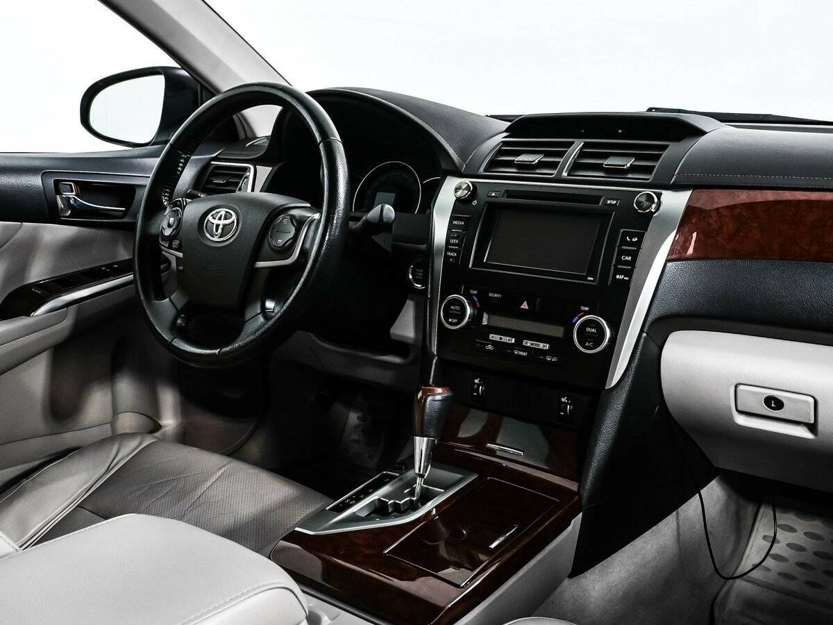 Купить Toyota Camry, 2012, 117 323 км.. Фото: #8