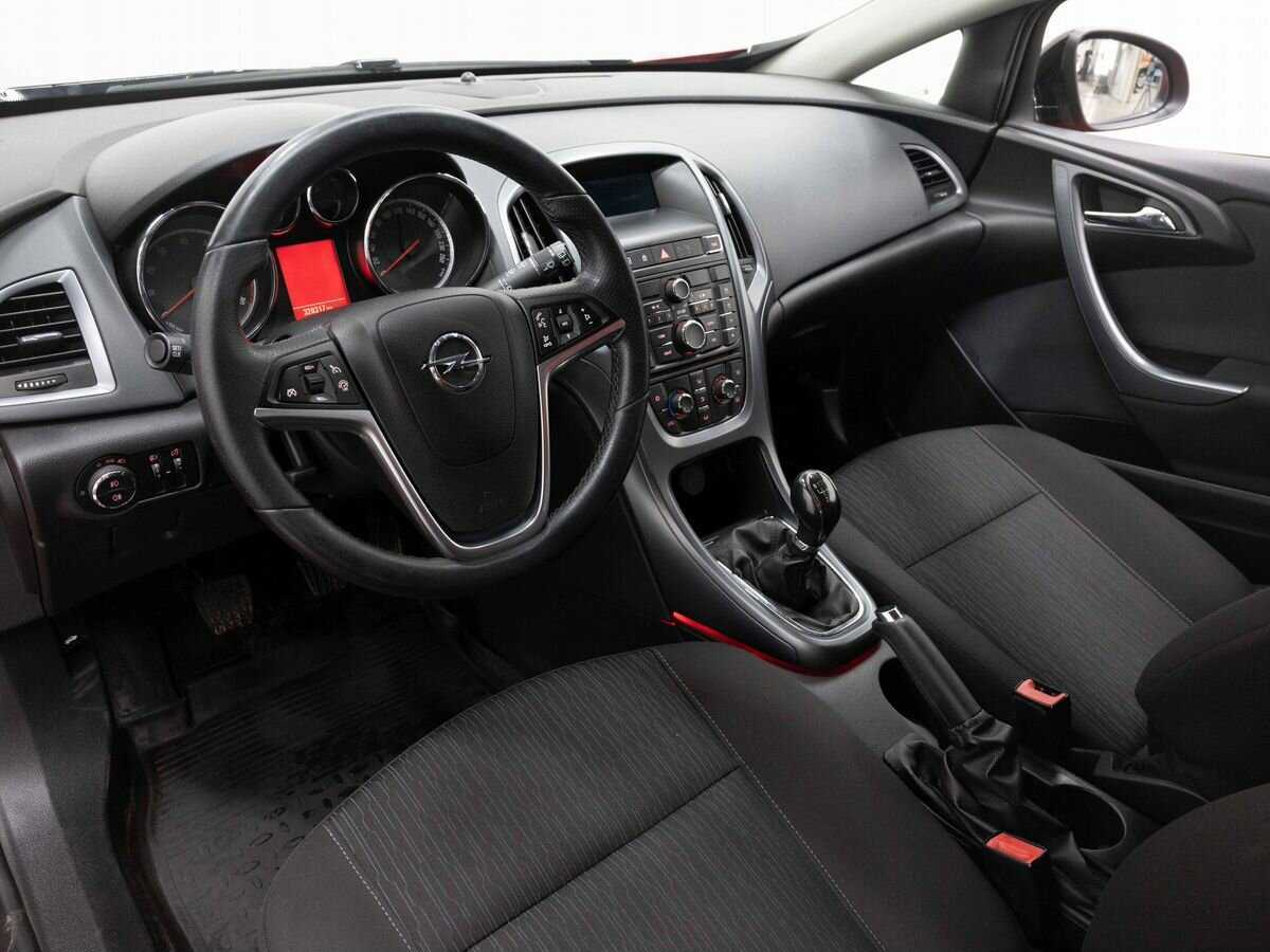 Купить Opel Astra, 2012, 320 317 км.. Фото: #8
