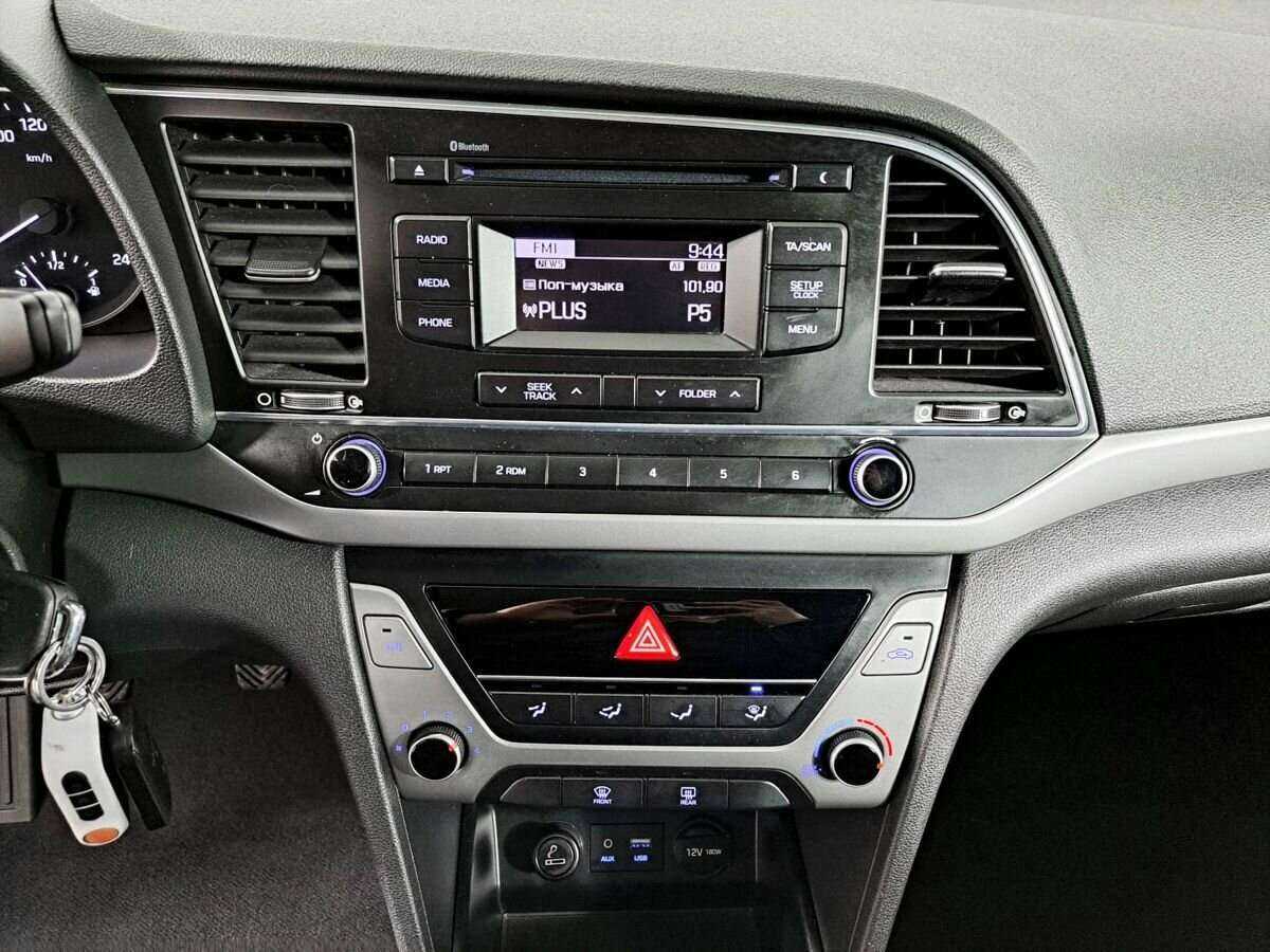 Купить Hyundai Elantra, 2018, 117 003 км.. Фото: #14