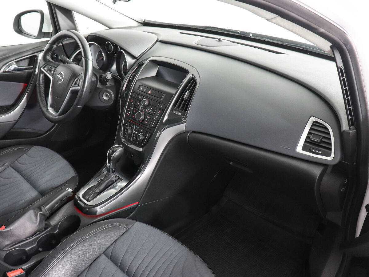 Купить Opel Astra, 2013, 124 725 км.. Фото: #9