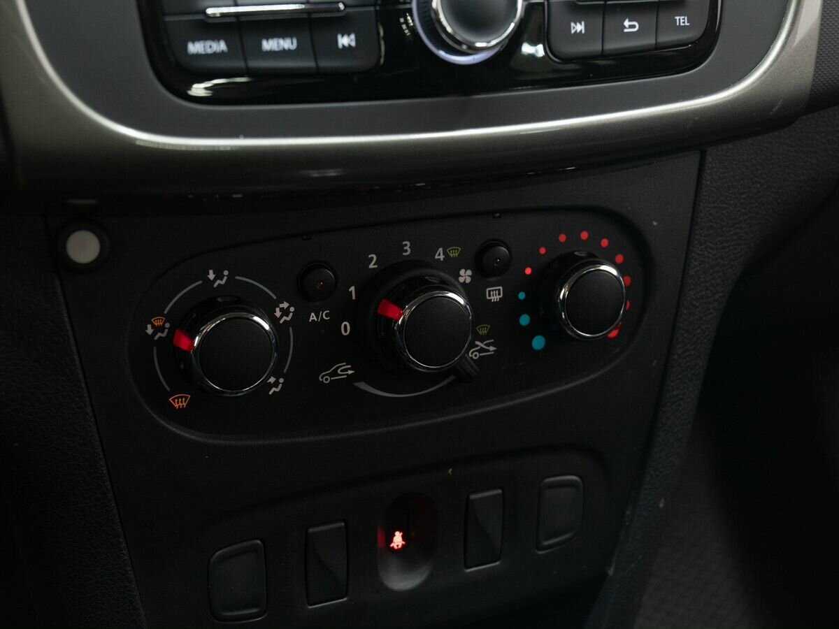 Купить Renault Logan, 2021, 80 400 км.. Фото: #17