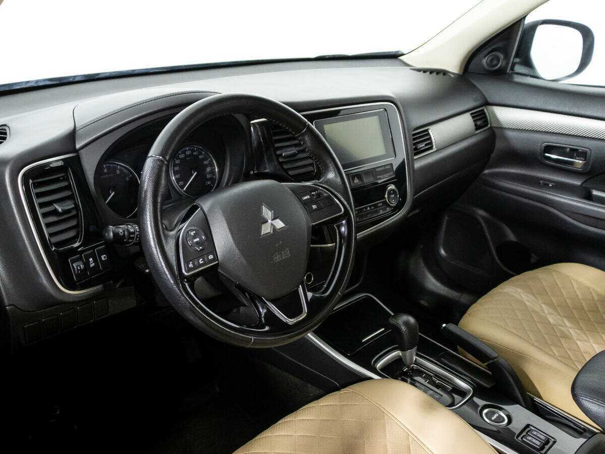Купить Mitsubishi Outlander, 2018, 114 534 км.. Фото: #10