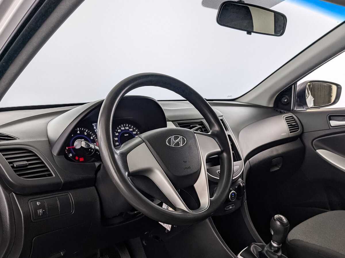 Купить Hyundai Solaris, 2014, 136 288 км.. Фото: #10