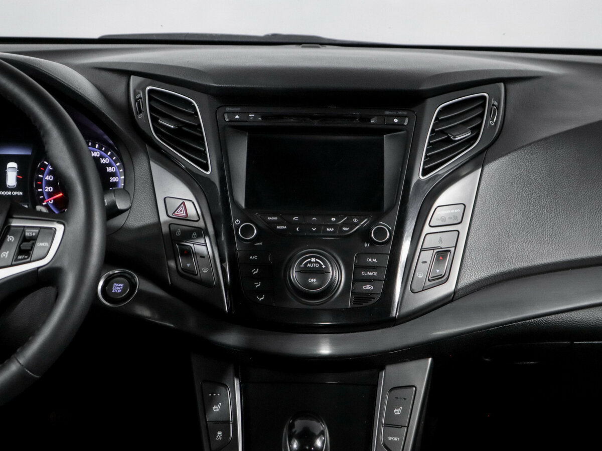 Купить Hyundai i40, 2014, 134 316 км.. Фото: #10