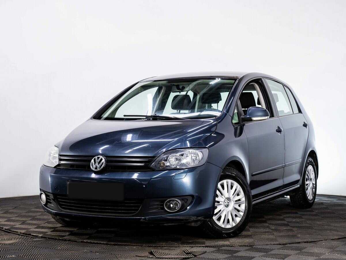 Купить Volkswagen Golf Plus, 2013, 211 000 км.. Посмотреть фото