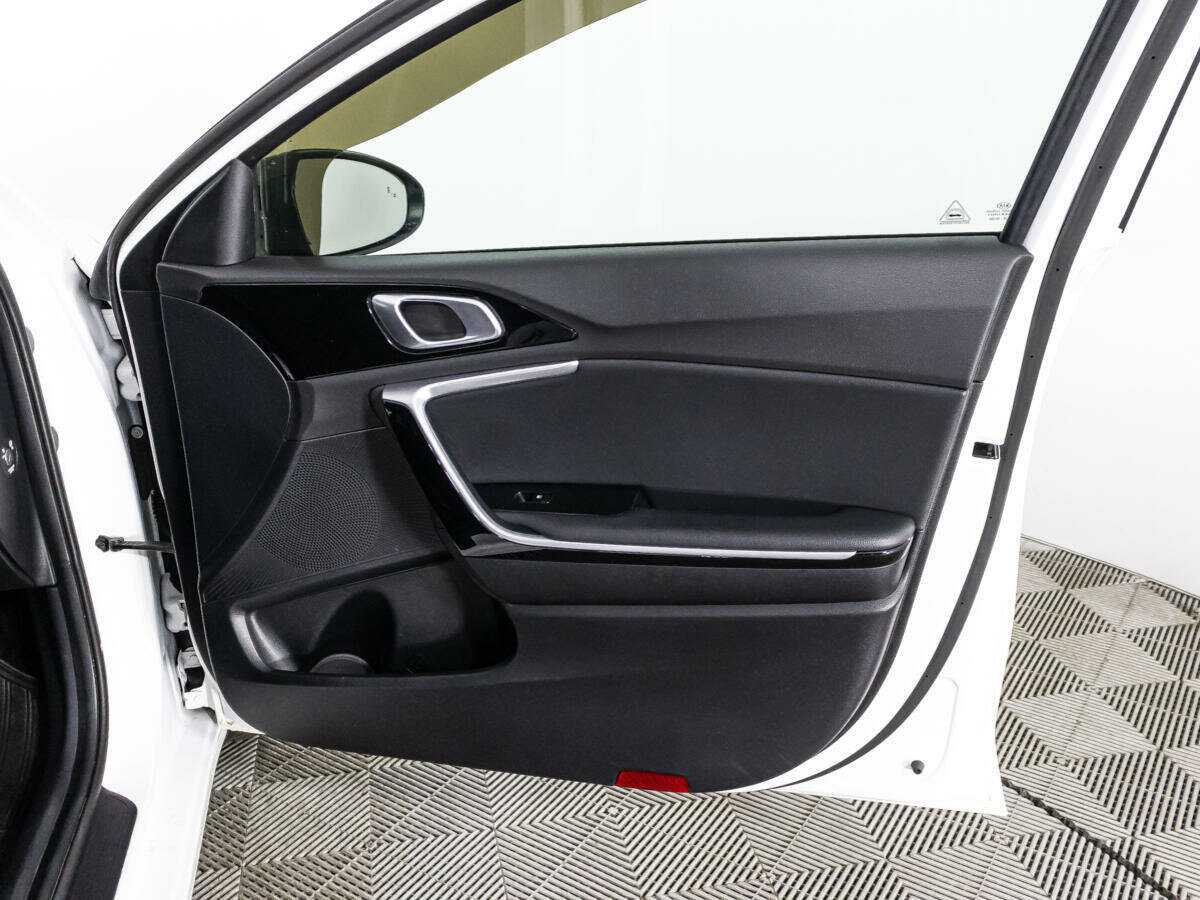 Купить Kia Ceed, 2020, 56 952 км.. Фото: #28