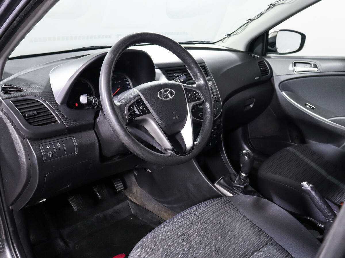 Купить Hyundai Solaris, 2016, 89 274 км.. Фото: #13