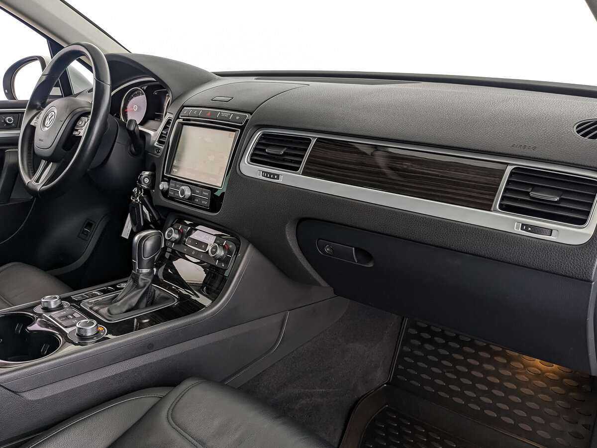 Купить Volkswagen Touareg, 2017, 111 483 км.. Фото: #12