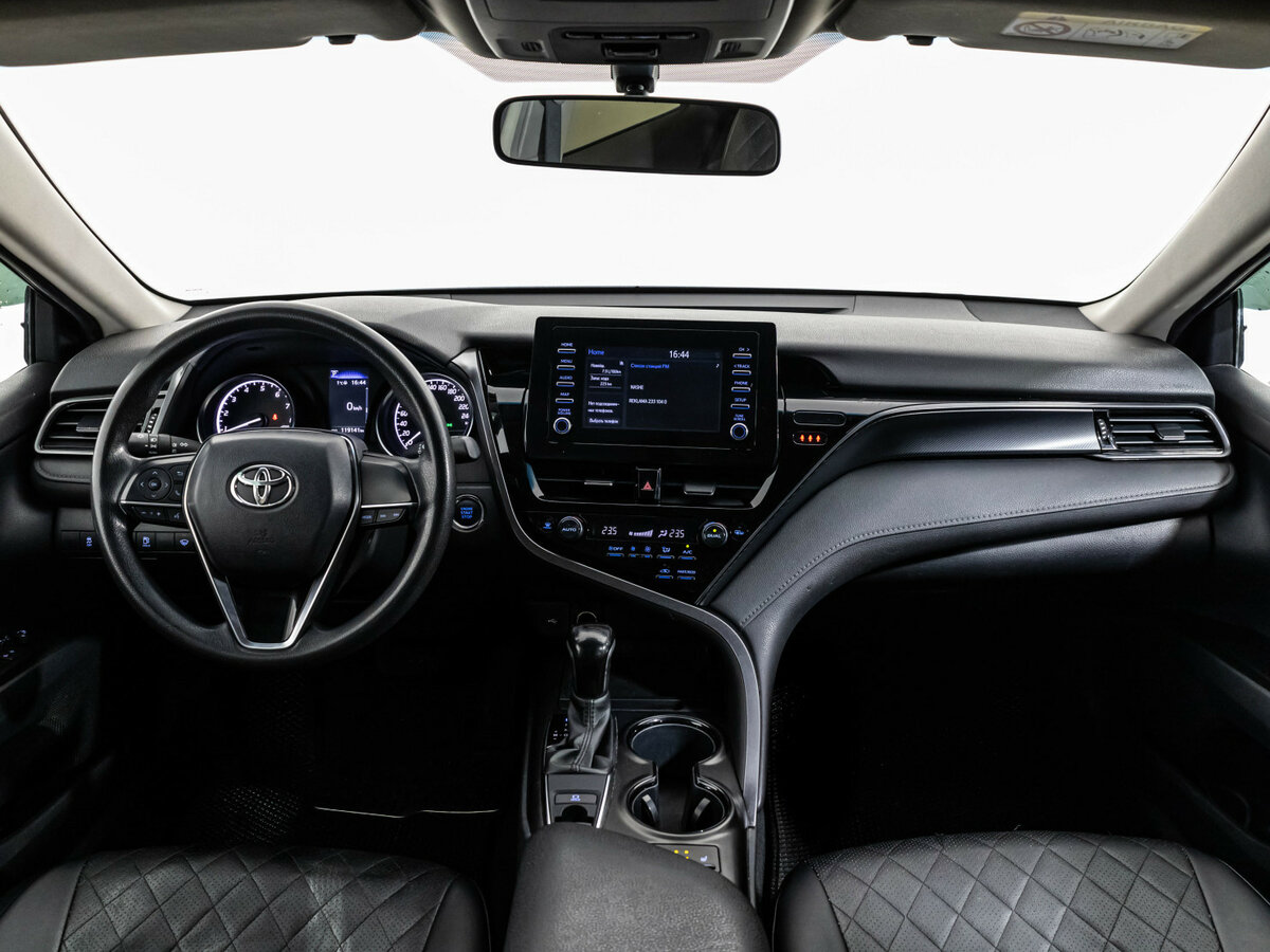 Купить Toyota Camry, 2021, 119 139 км.. Фото: #7