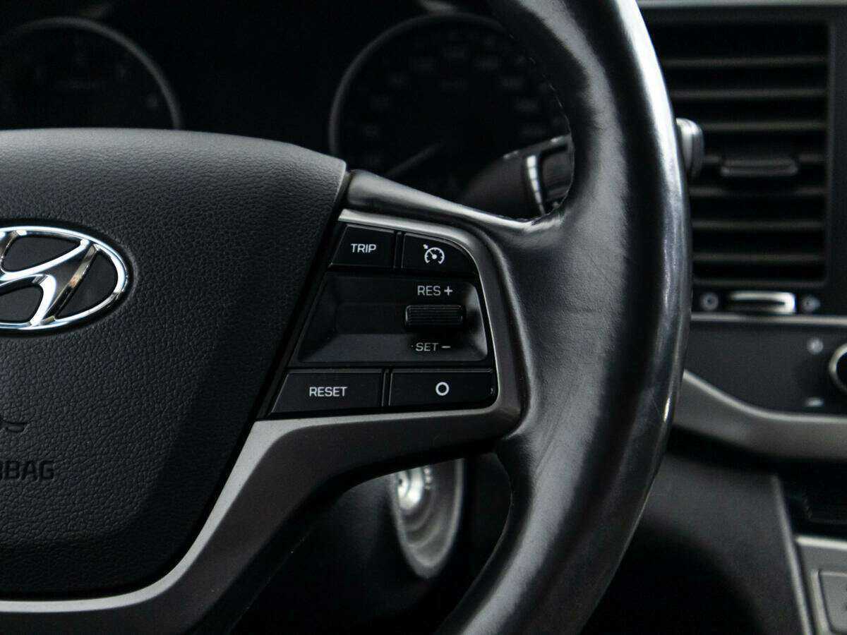 Купить Hyundai Elantra, 2018, 184 612 км.. Фото: #17