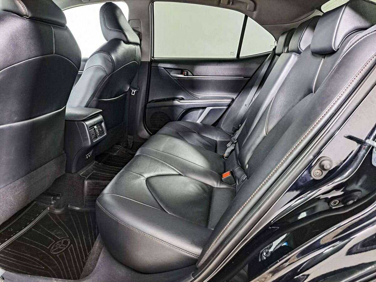 Купить Toyota Camry, 2018, 190 463 км.. Фото: #9