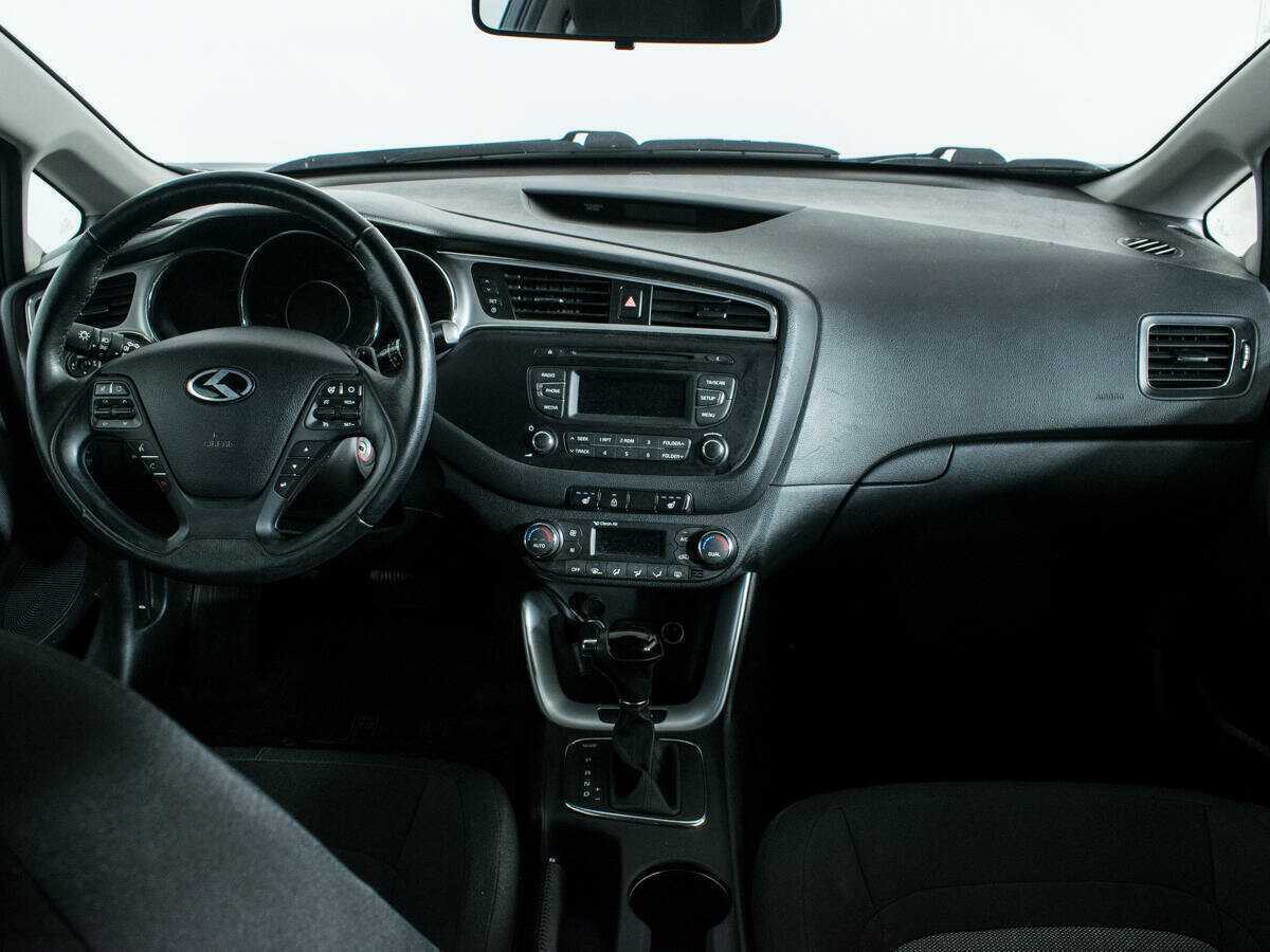 Купить Kia Ceed, 2015, 108 664 км.. Фото: #10