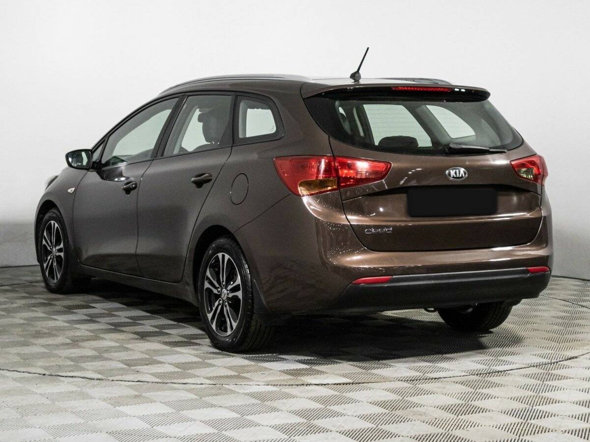 Купить Kia Ceed, 2013, 217 370 км.. Фото: #6