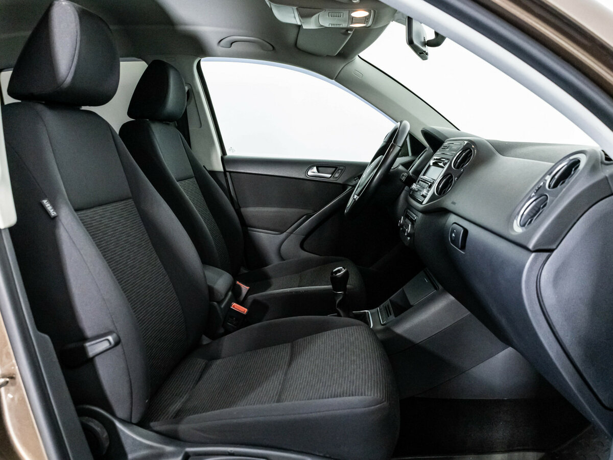 Купить Volkswagen Tiguan, 2014, 76 192 км.. Фото: #12