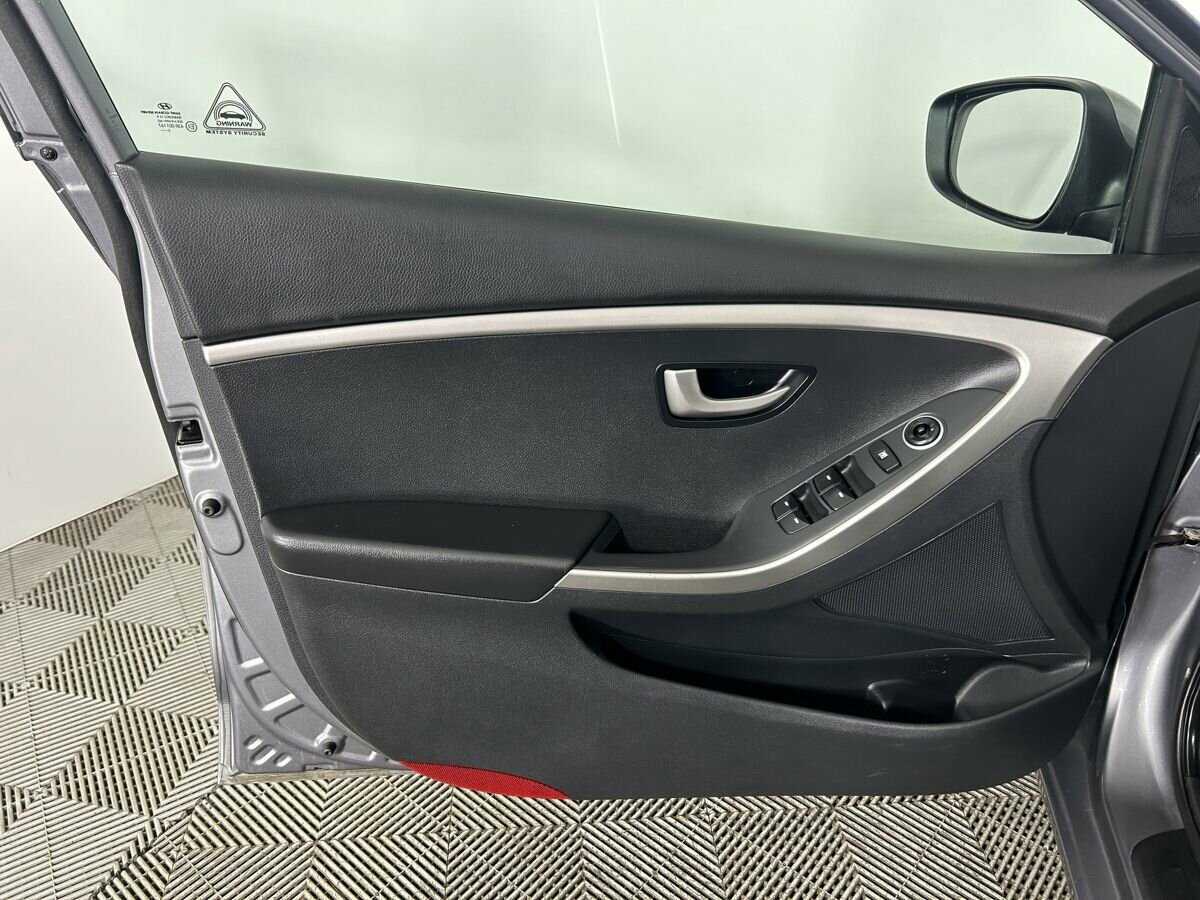 Купить Hyundai i30, 2012, 145 241 км.. Фото: #7