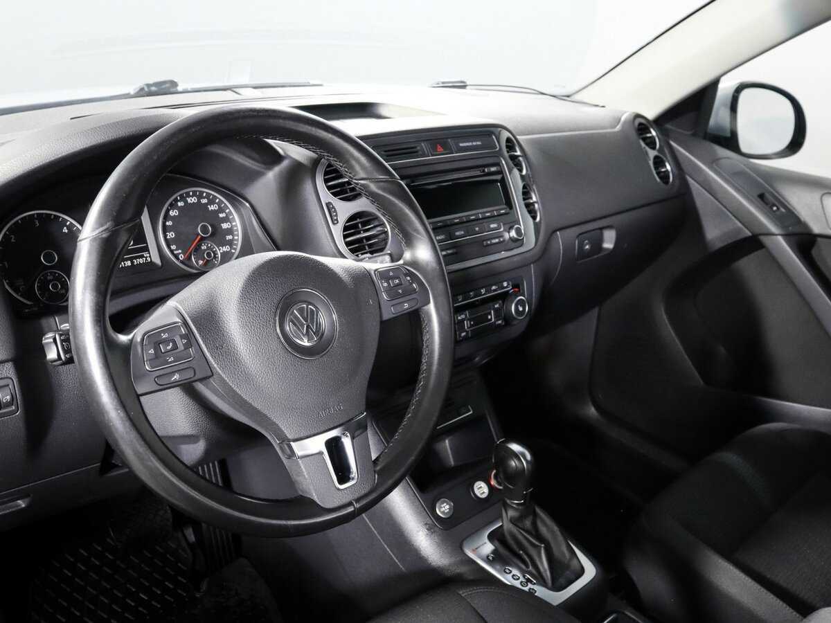 Купить Volkswagen Tiguan, 2012, 219 135 км.. Фото: #10