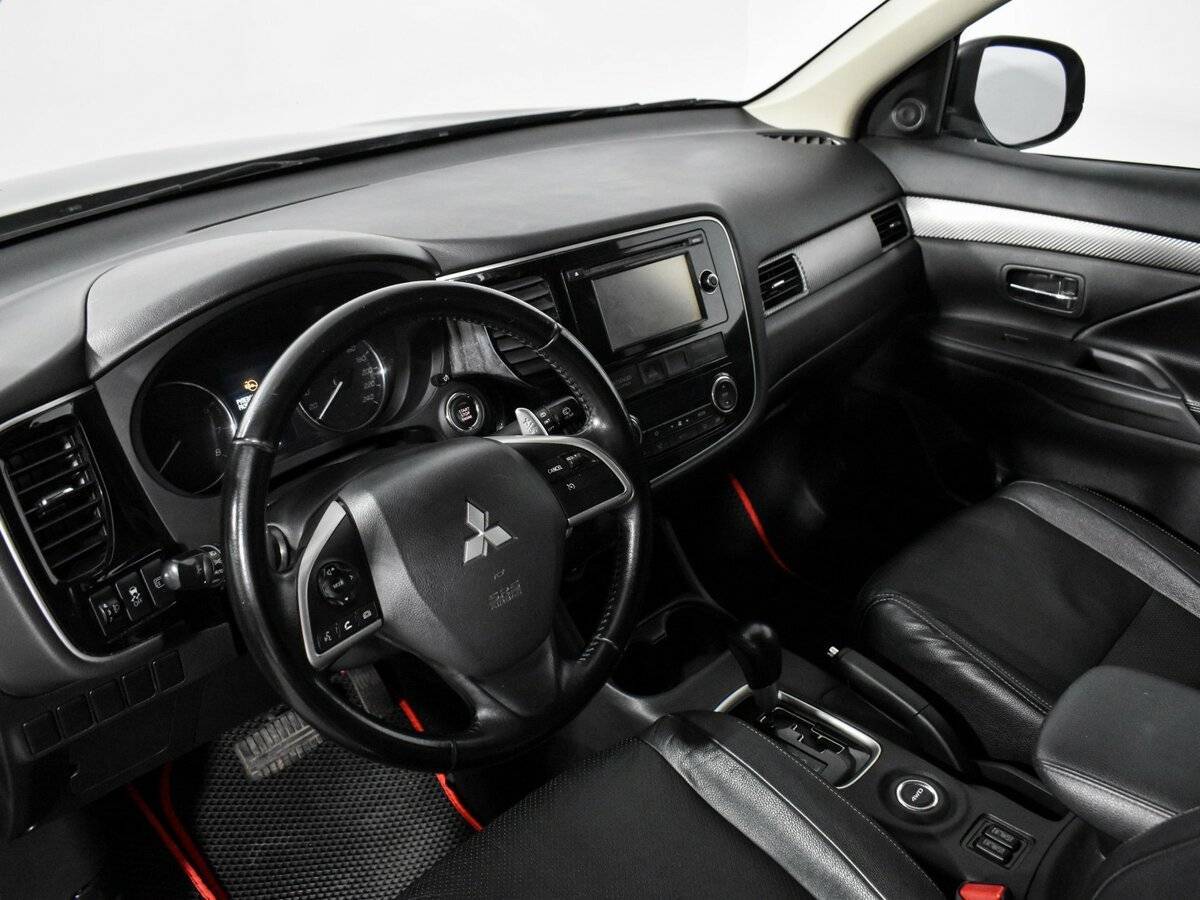 Купить Mitsubishi Outlander, 2014, 160 067 км.. Фото: #6