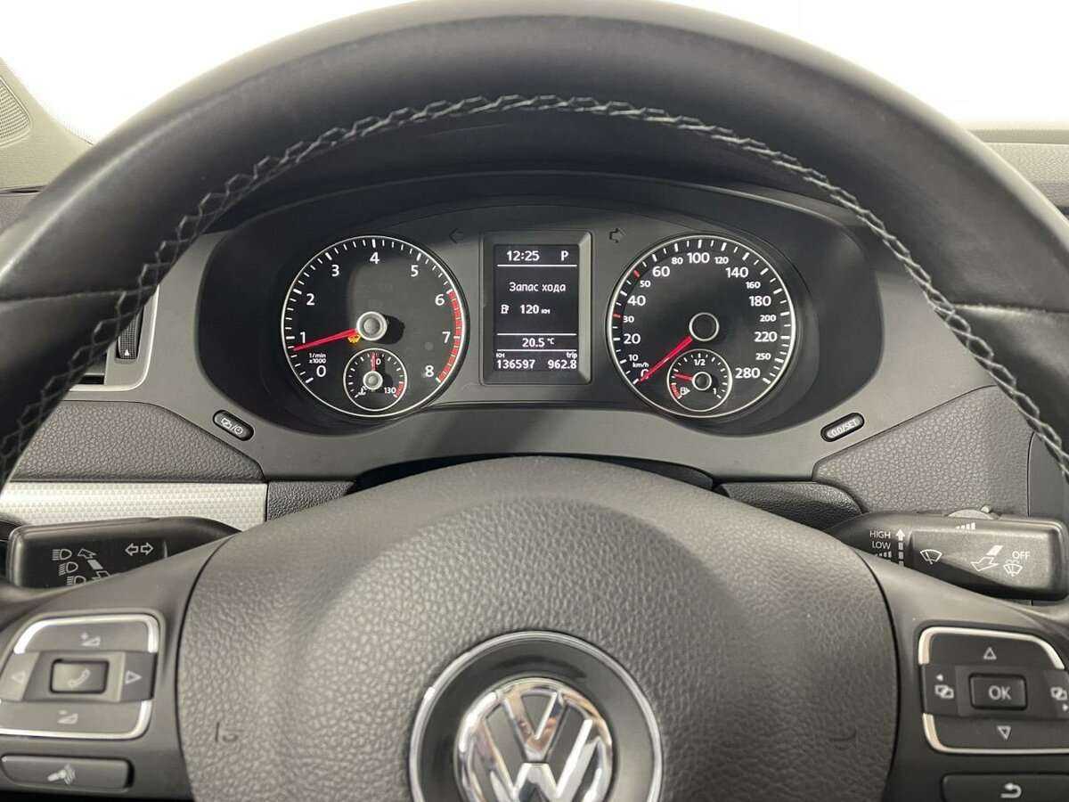 Купить Volkswagen Jetta, 2013, 135 662 км.. Фото: #10