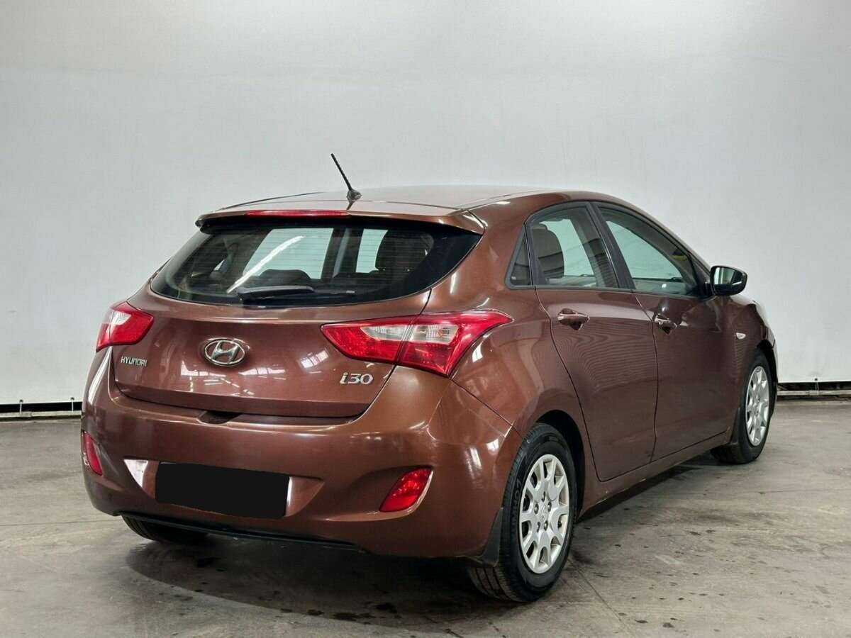 Купить Hyundai i30, 2012, 229 547 км.. Фото: #4