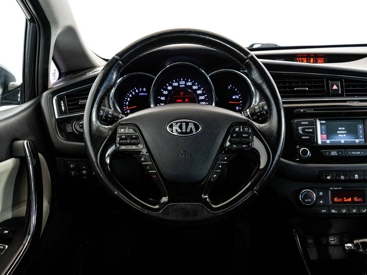 Купить Kia Ceed, 2015, 182 883 км.. Фото: #11