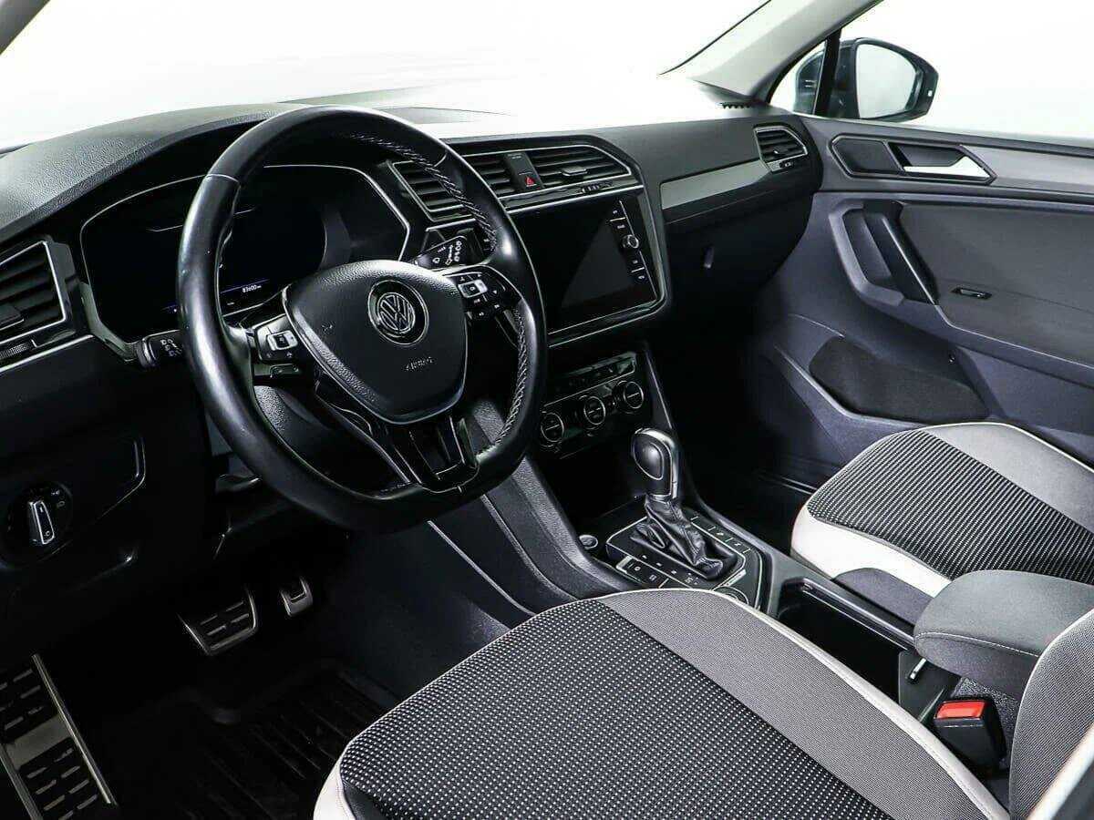 Купить Volkswagen Tiguan, 2018, 83 596 км.. Фото: #14