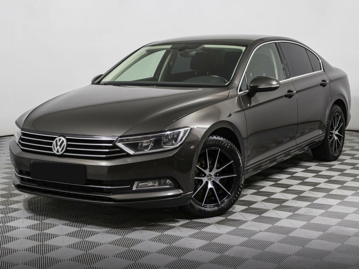 Купить Volkswagen Passat, 2017, 152 451 км.. Посмотреть фото