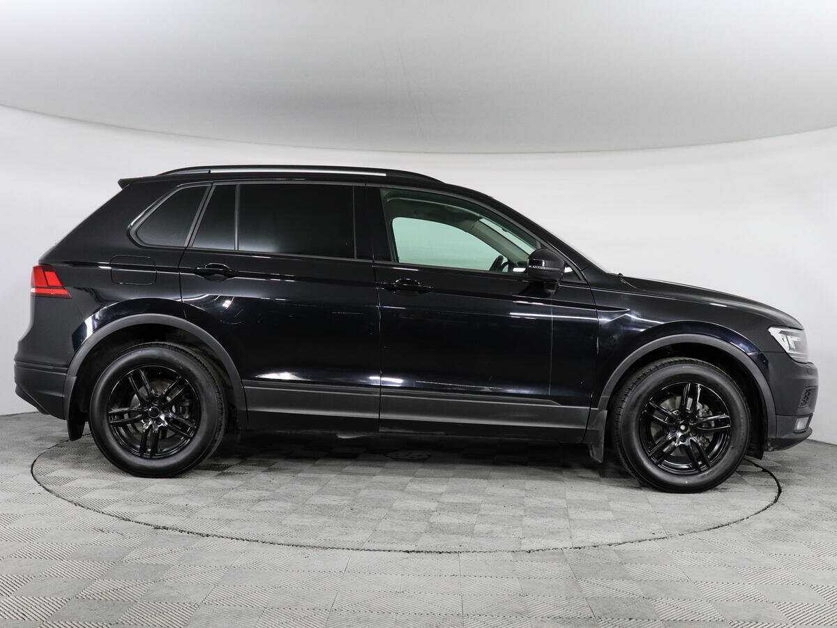 Купить Volkswagen Tiguan, 2019, 172 740 км.. Фото: #3