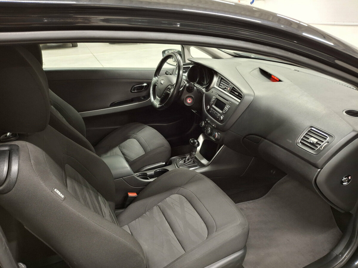 Купить Kia Ceed, 2015, 150 252 км.. Фото: #10