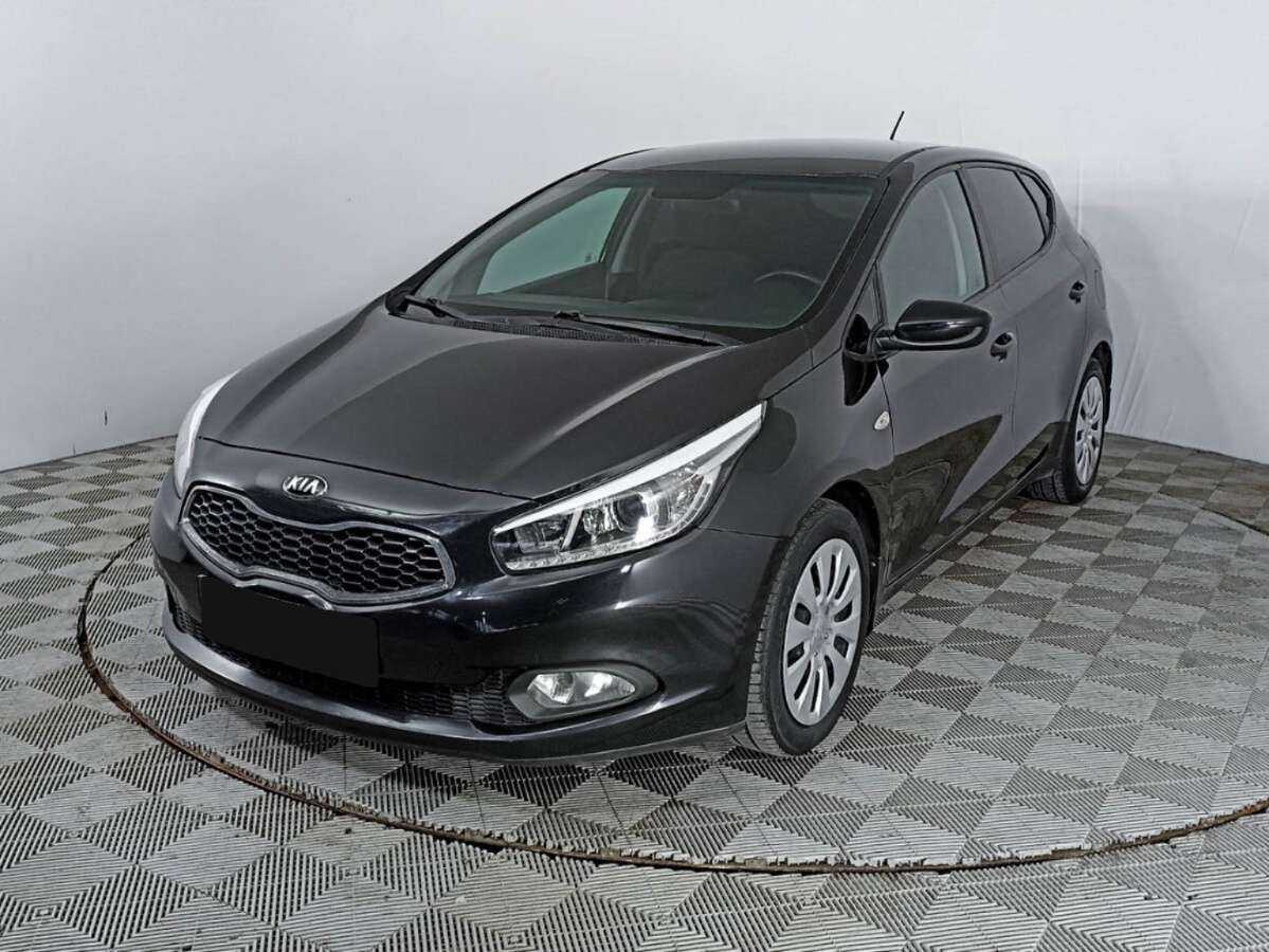 Купить Kia Ceed, 2012, 151 082 км.. Фото: #0