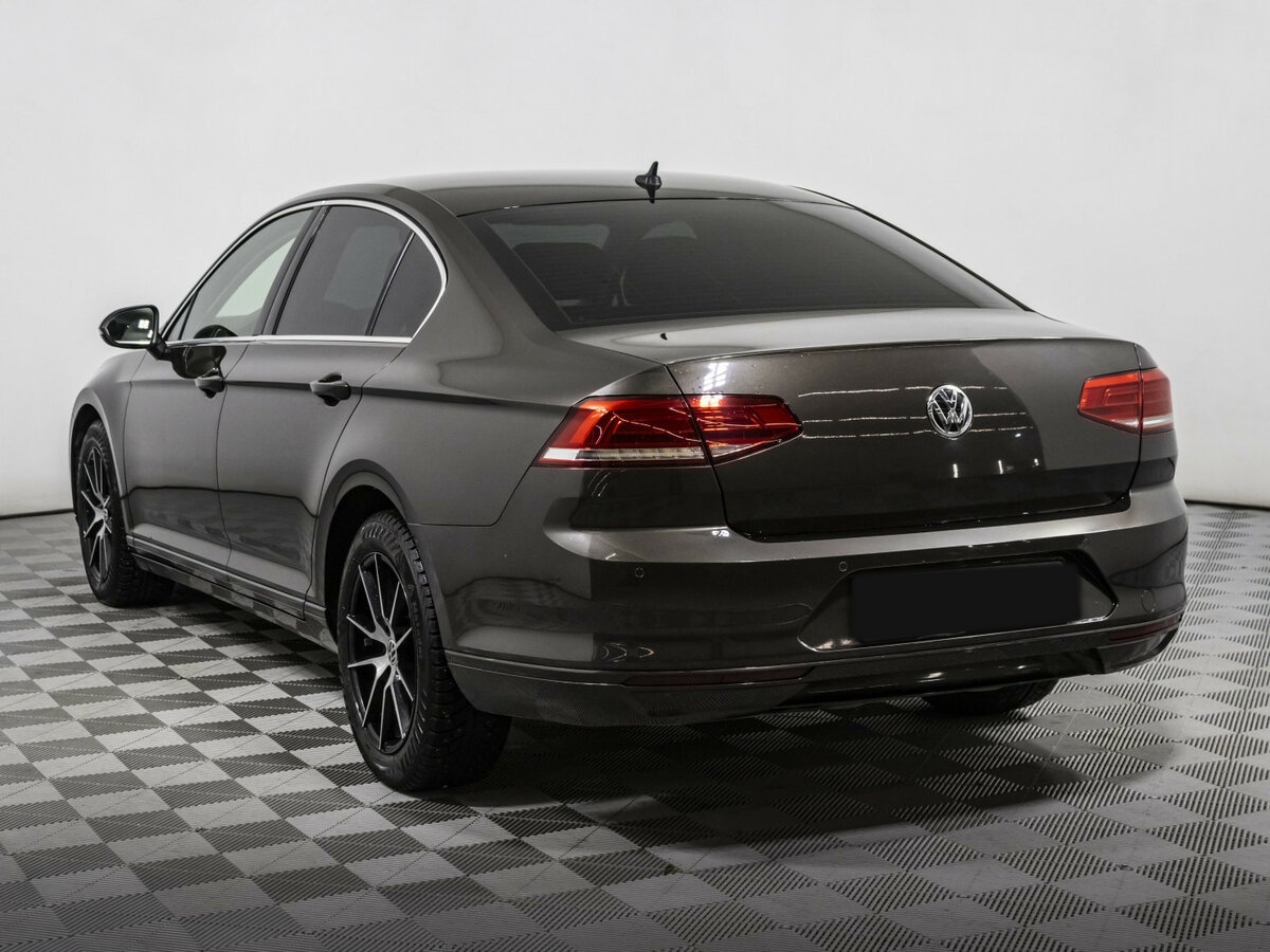 Купить Volkswagen Passat, 2017, 152 451 км.. Фото: #5