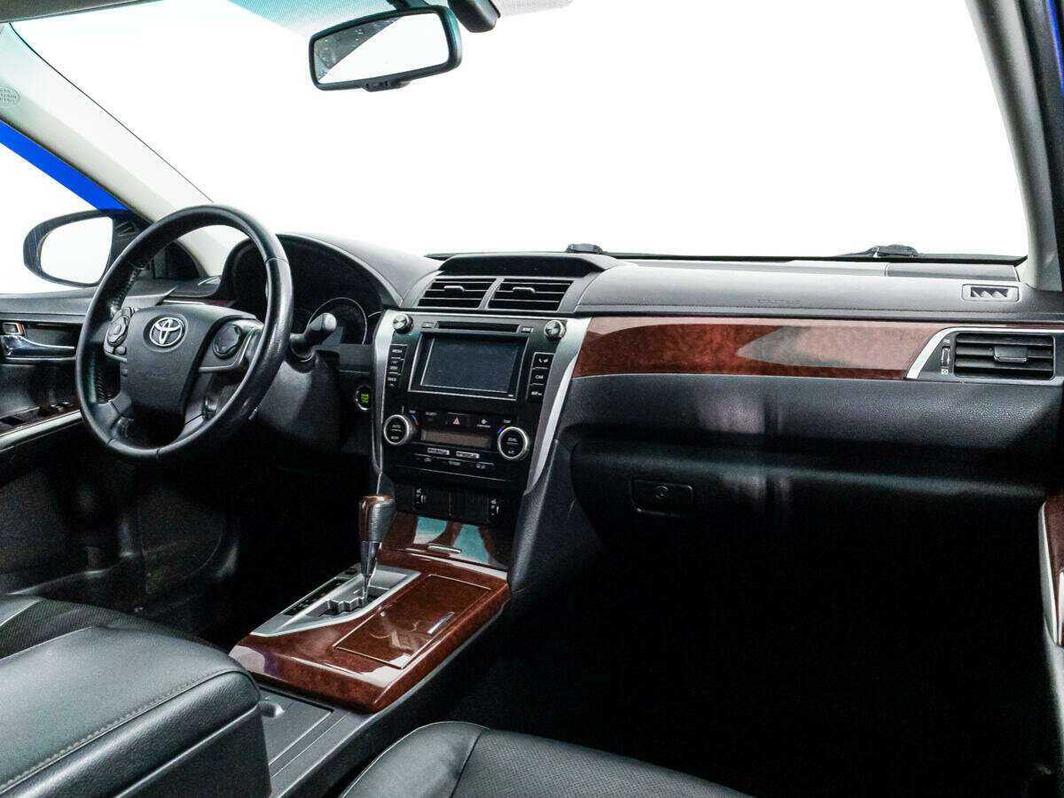 Купить Toyota Camry, 2013, 147 713 км.. Фото: #8