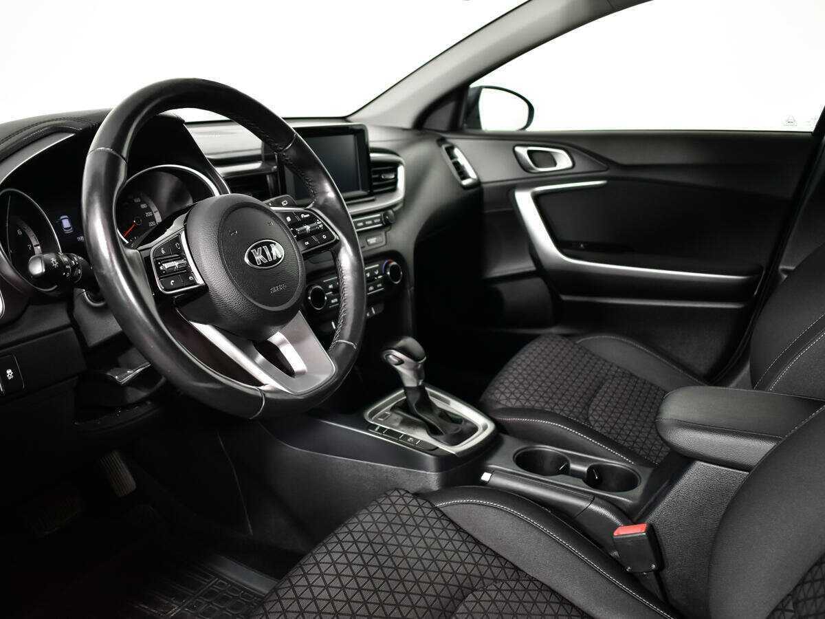Купить Kia Ceed, 2019, 99 419 км.. Фото: #12