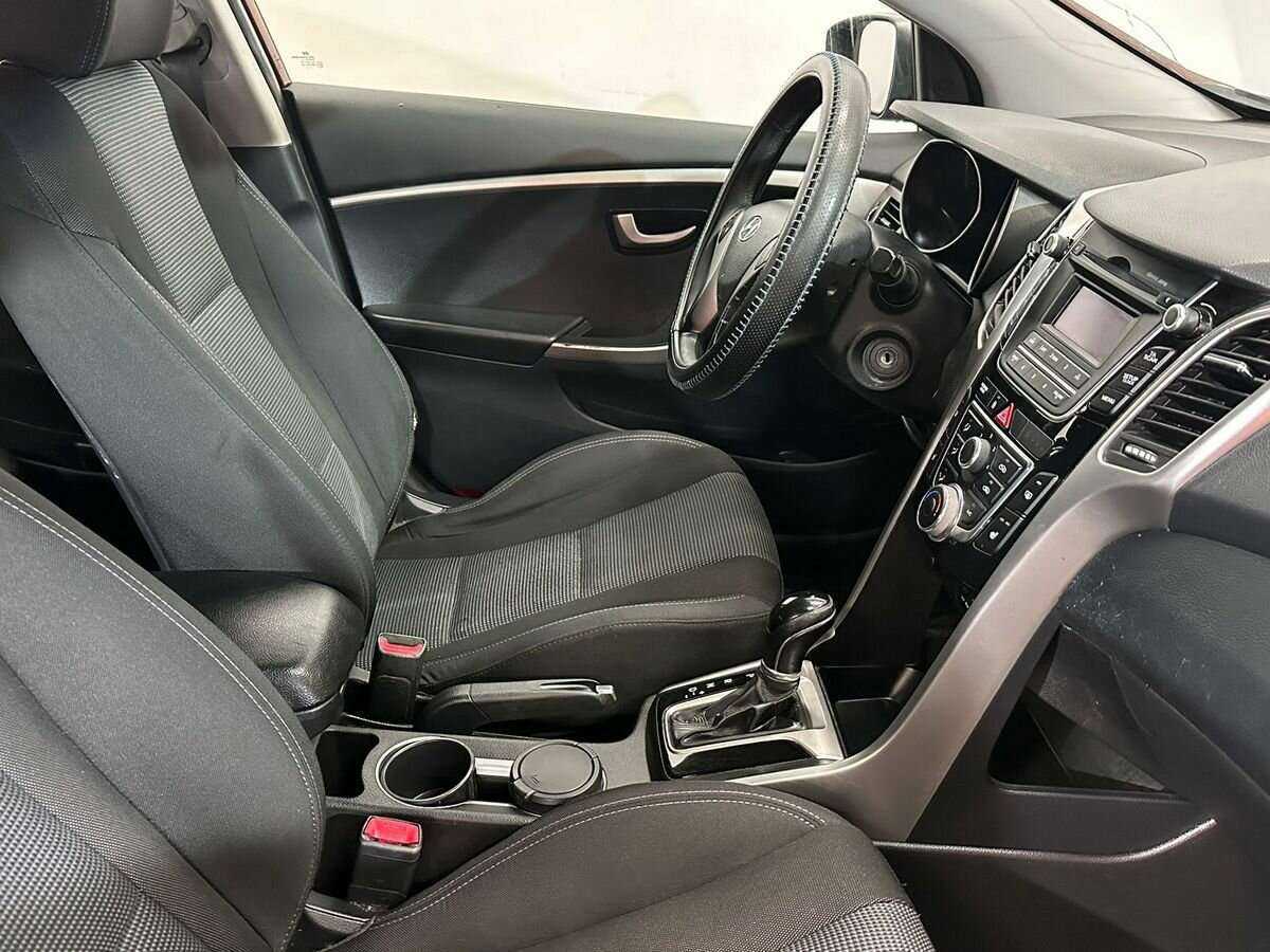 Купить Hyundai i30, 2012, 229 547 км.. Фото: #9