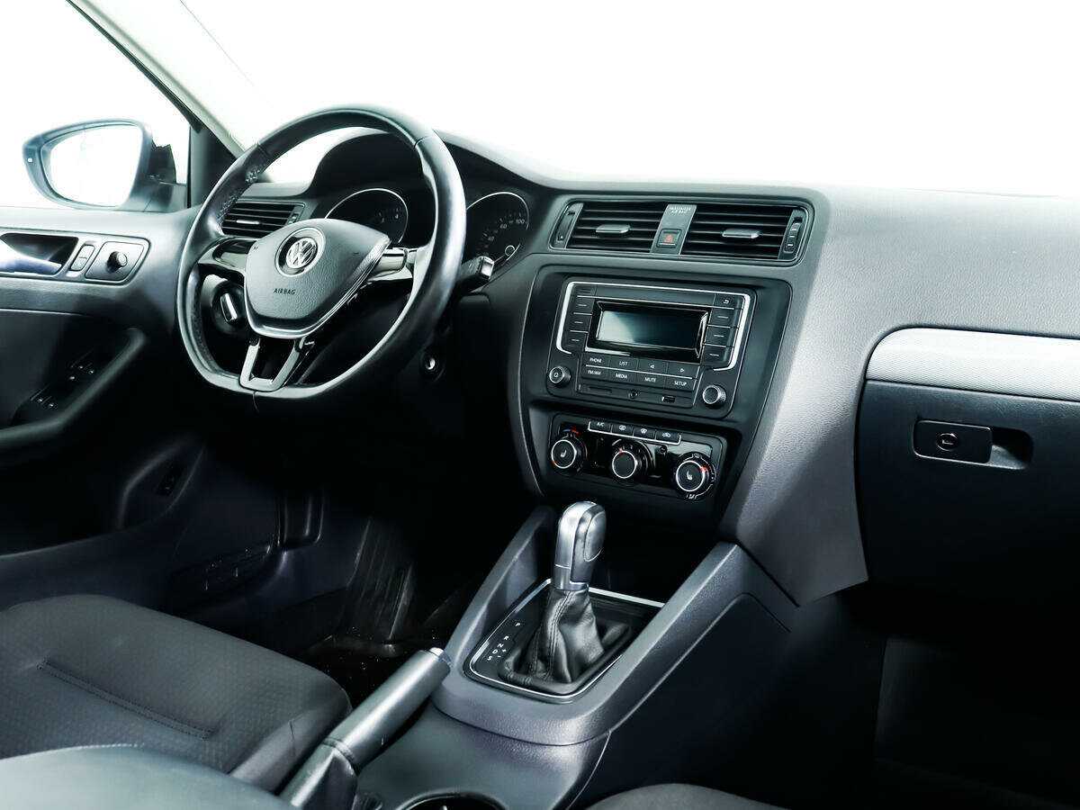 Купить Volkswagen Jetta, 2016, 76 854 км.. Фото: #6