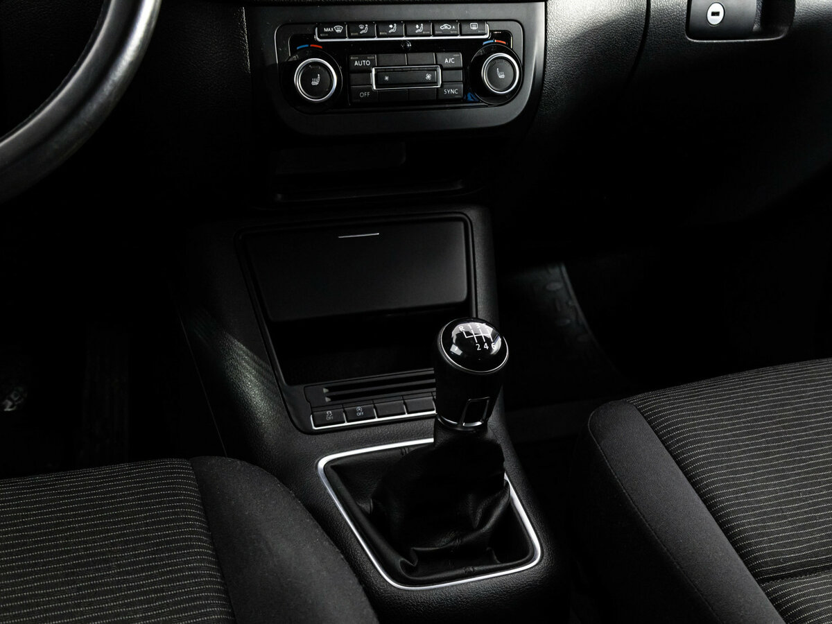Купить Volkswagen Tiguan, 2014, 76 192 км.. Фото: #9