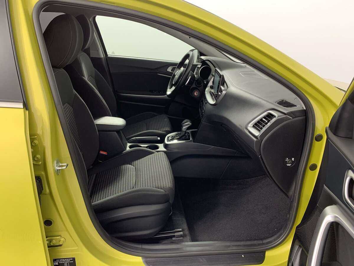 Купить Kia Ceed, 2021, 66 353 км.. Фото: #17