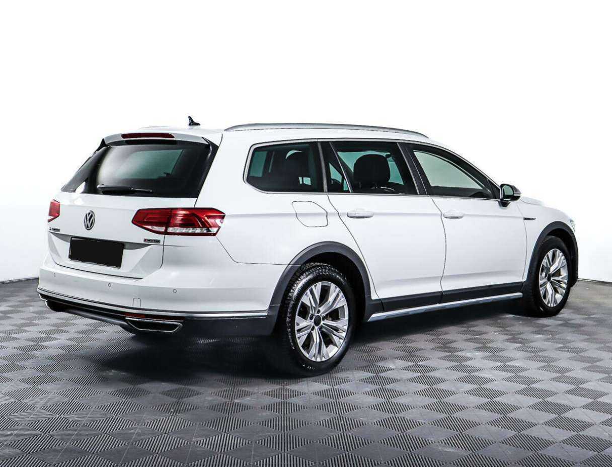 Купить Volkswagen Passat, 2018, 60 115 км.. Фото: #4