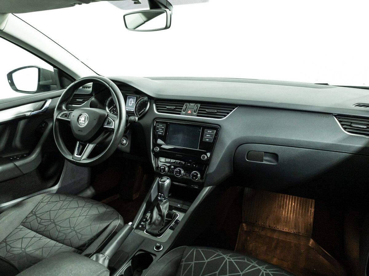 Купить Skoda Octavia, 2019, 85 075 км.. Фото: #8