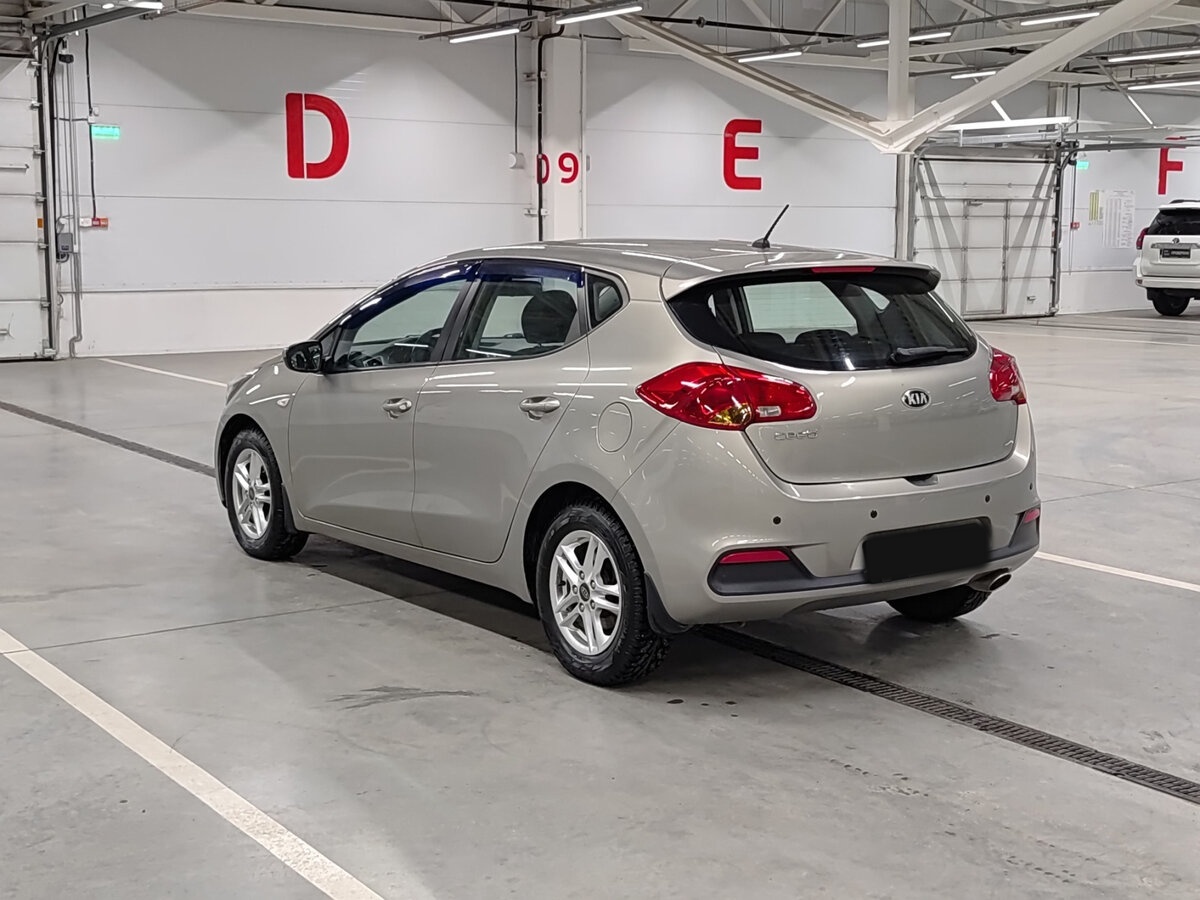 Купить Kia Ceed, 2012, 84 618 км.. Фото: #6