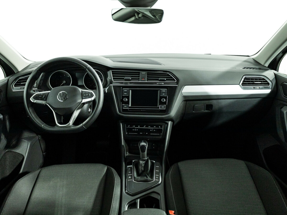 Купить Volkswagen Tiguan, 2021, 17 404 км.. Фото: #10