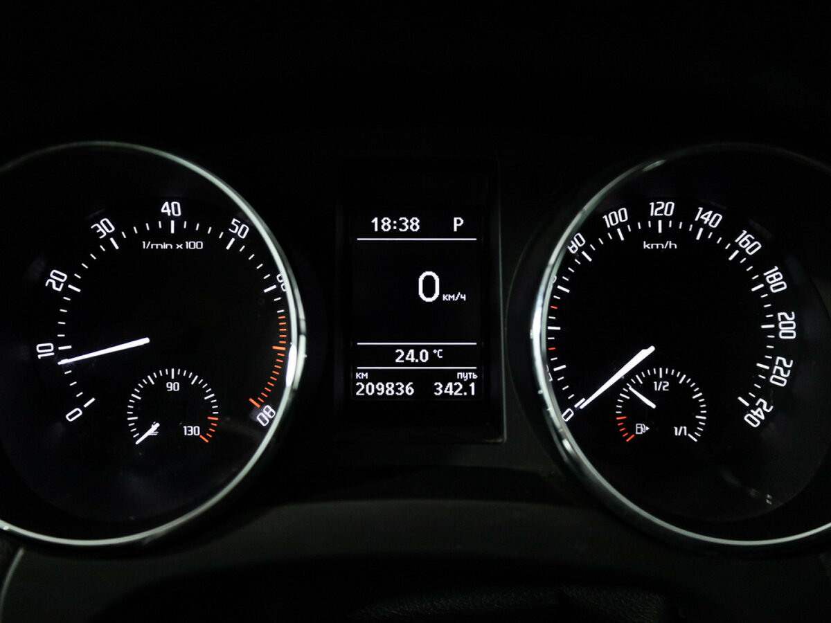 Купить Skoda Yeti, 2015, 209 835 км.. Фото: #11