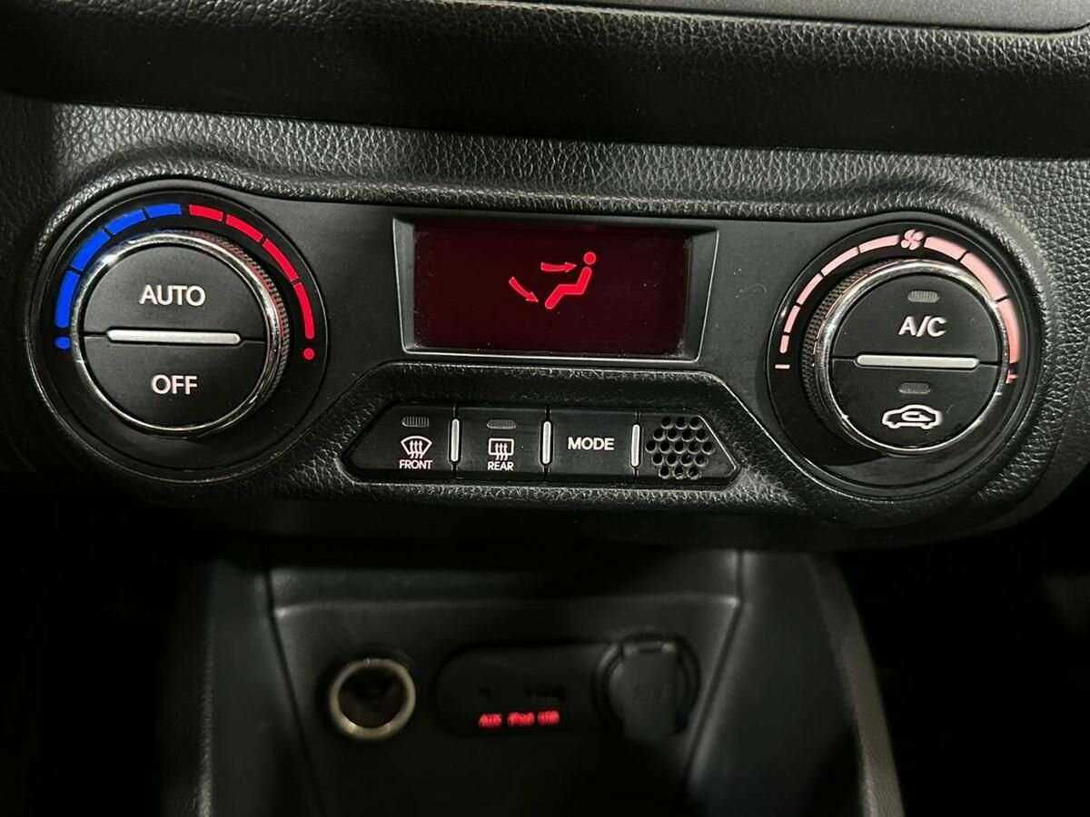 Купить Kia Rio, 2014, 217 468 км.. Фото: #13