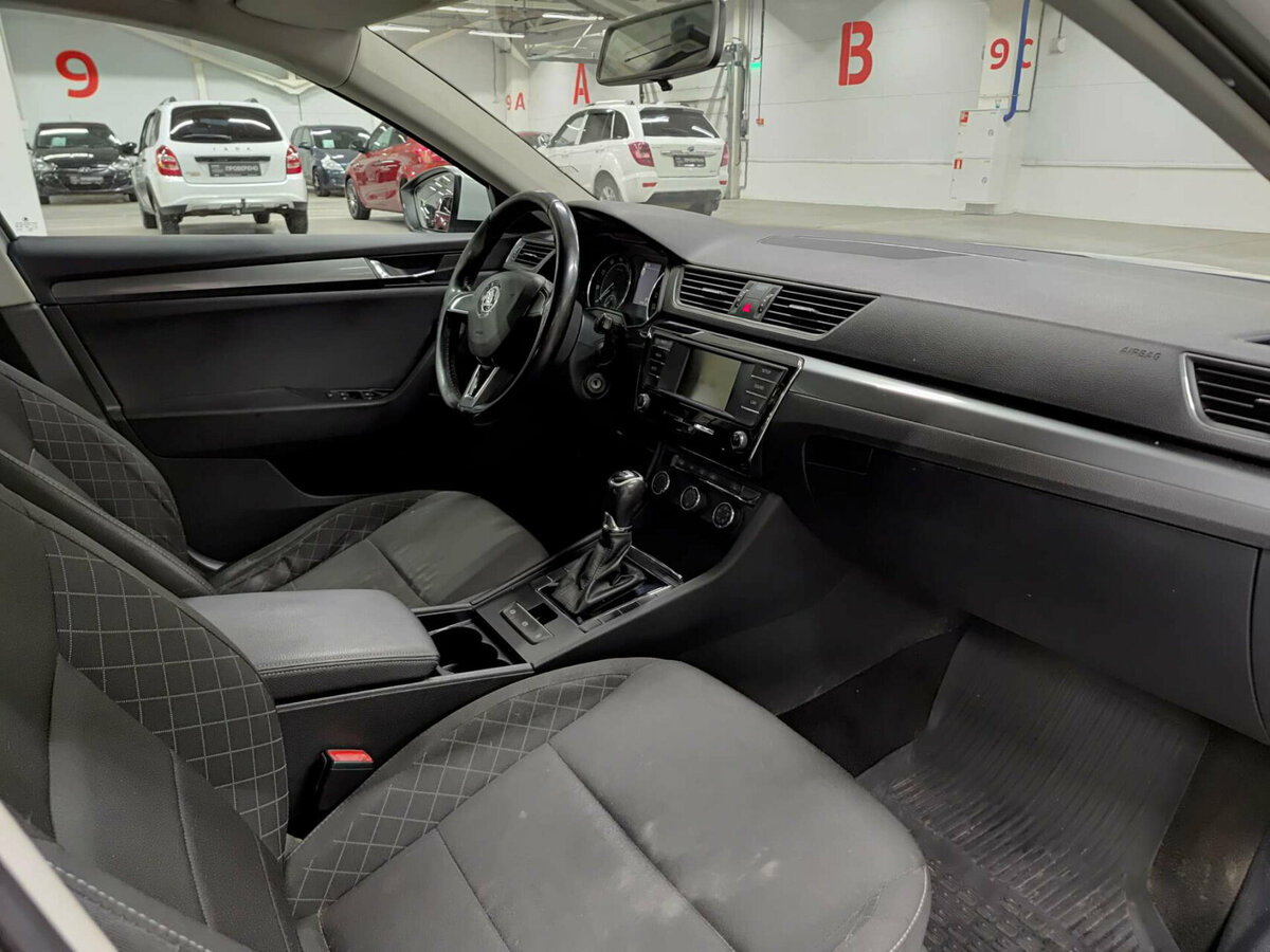 Купить Skoda Superb, 2016, 244 516 км.. Фото: #9