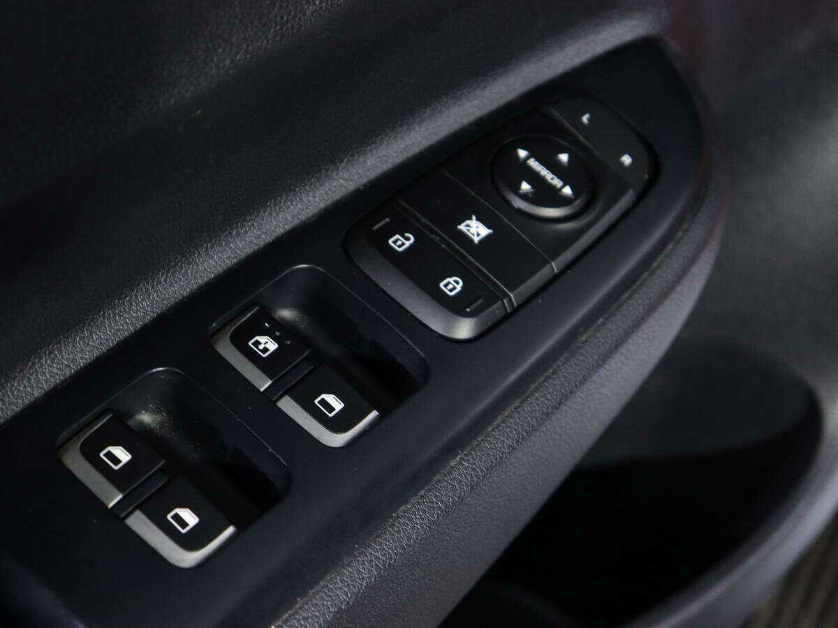 Купить Kia Rio, 2019, 91 600 км.. Фото: #16