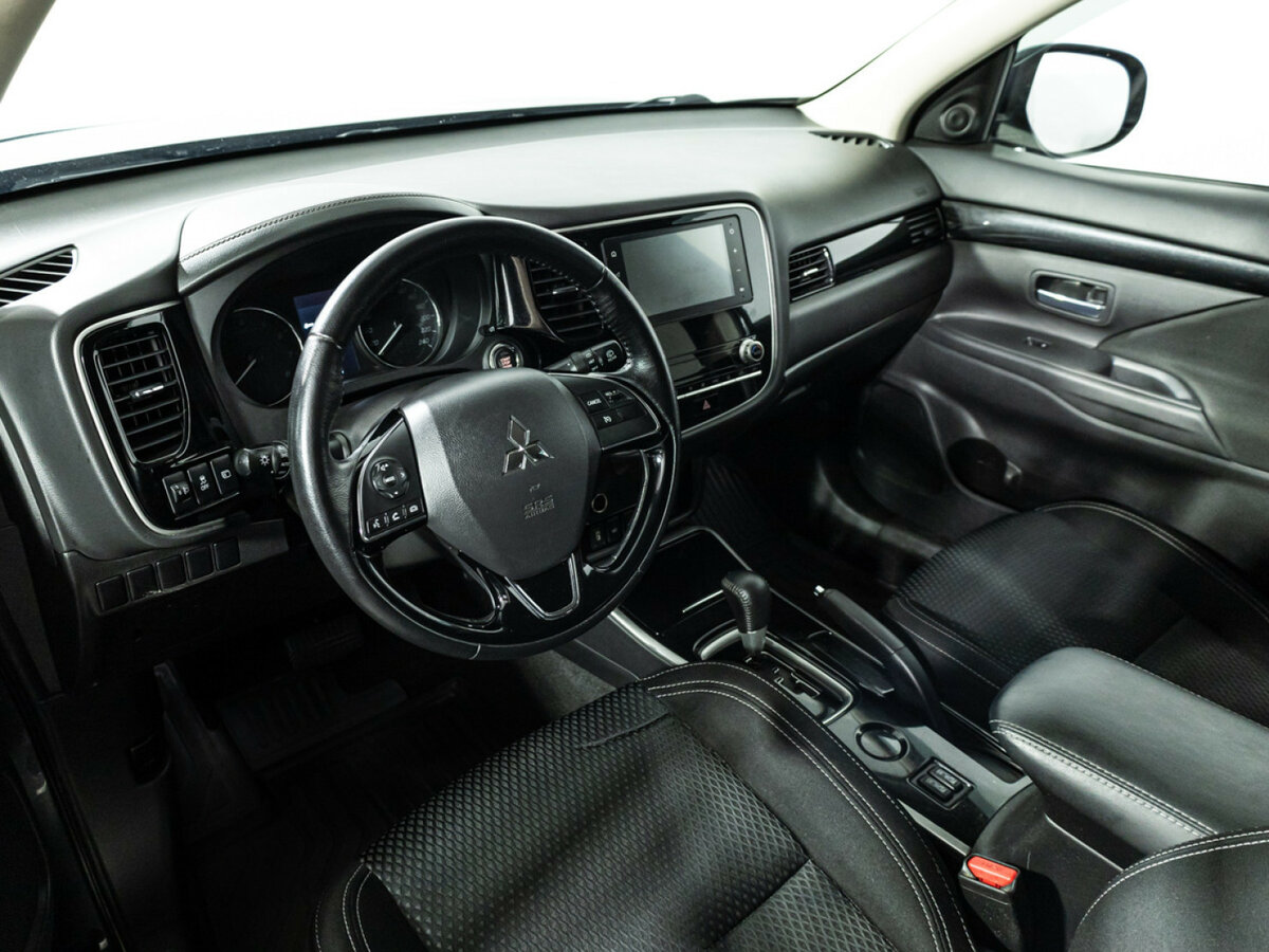 Купить Mitsubishi Outlander, 2020, 98 696 км.. Фото: #9